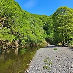 Riverside No 5 *