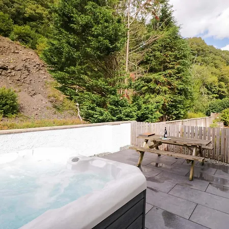 Riverside No 5 Keswick (Cumbria)